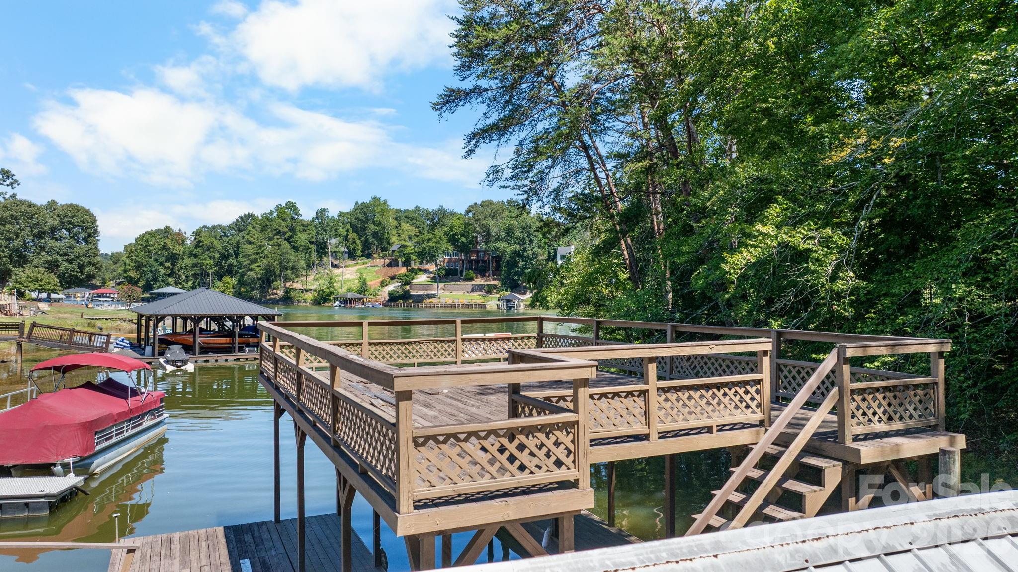 3910 6th Street NW Hickory NC 28601