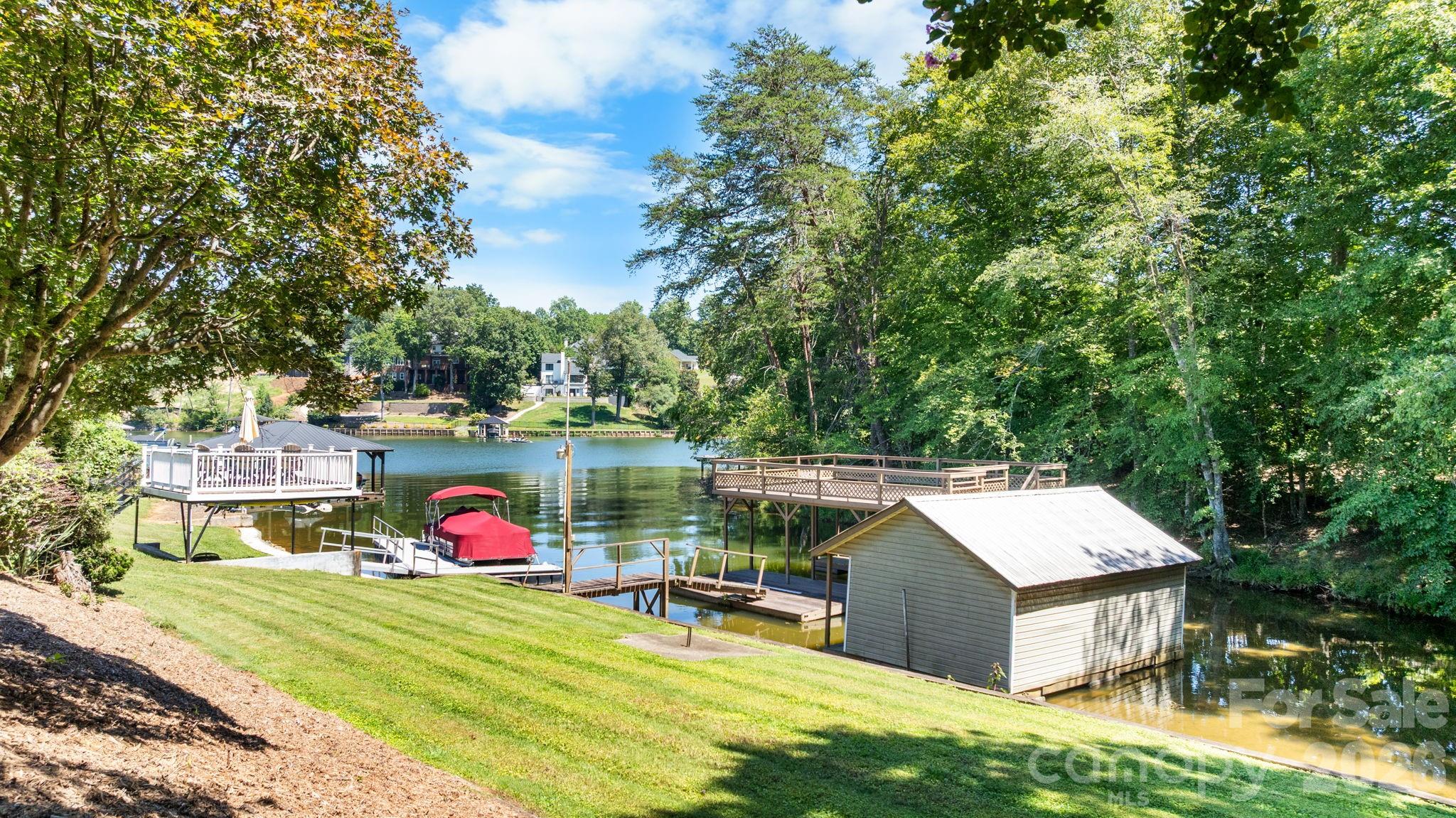 3910 6th Street NW Hickory NC 28601