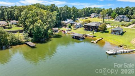 3910 6th Street NW Hickory NC 28601