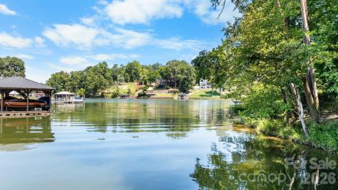 3910 6th Street NW Hickory NC 28601