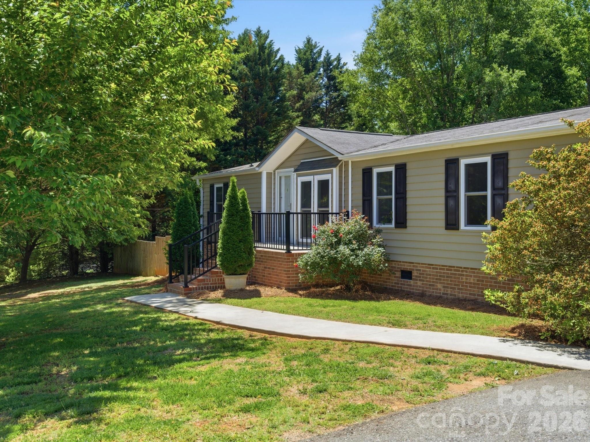 715 Dallas Spencer Mountain Road Dallas NC 28034