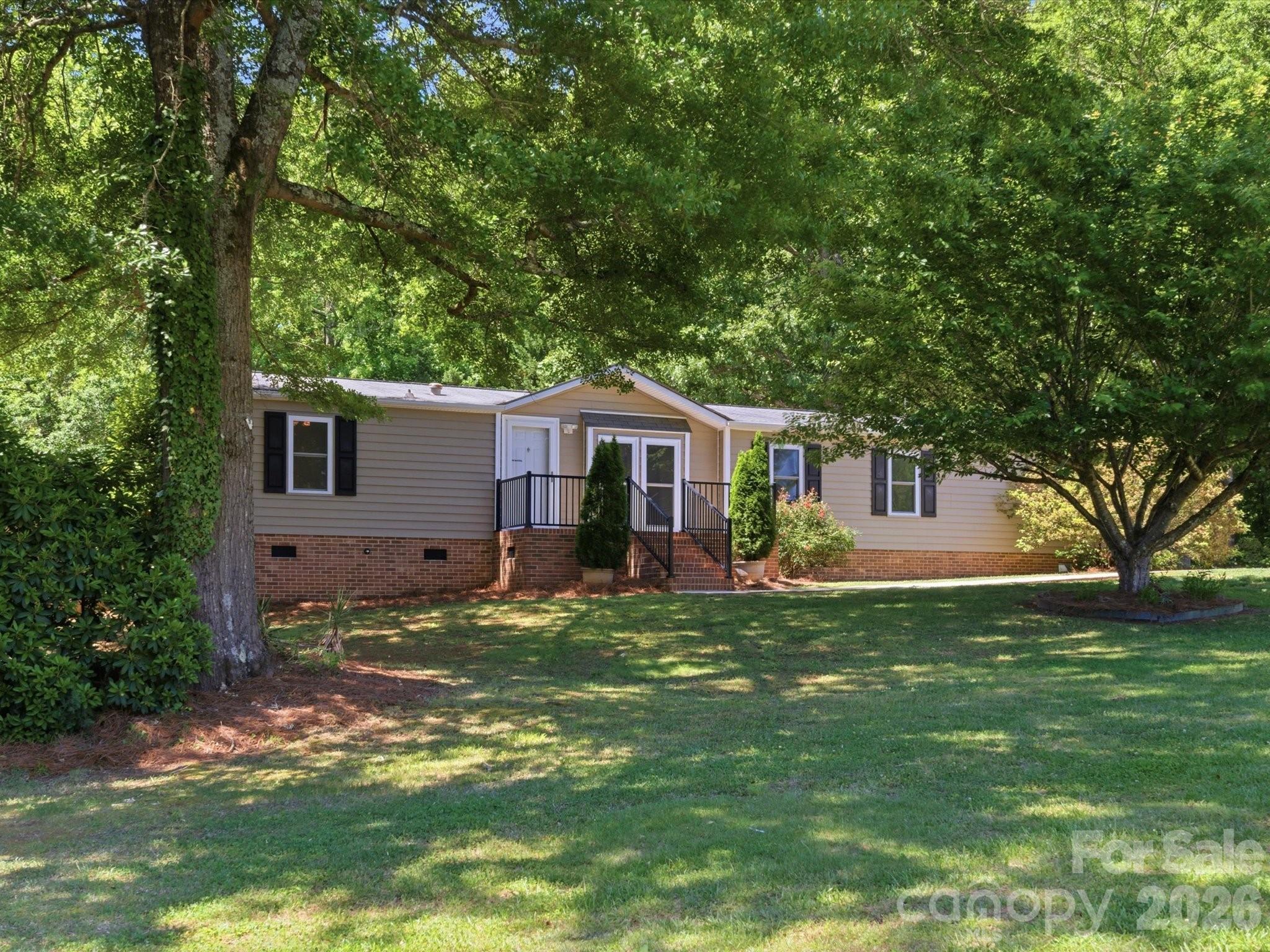 715 Dallas Spencer Mountain Road Dallas NC 28034