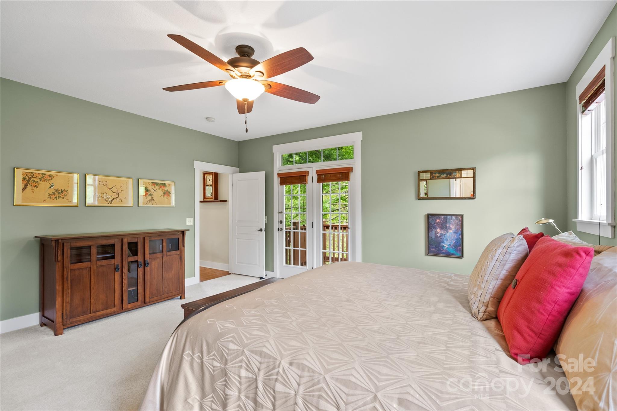 21 Craftsman Circle Asheville NC 28805