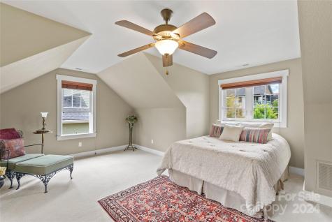 21 Craftsman Circle Asheville NC 28805
