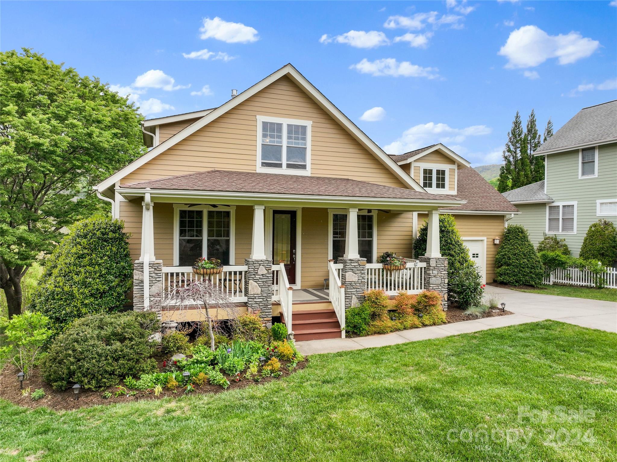 21 Craftsman Circle Asheville NC 28805