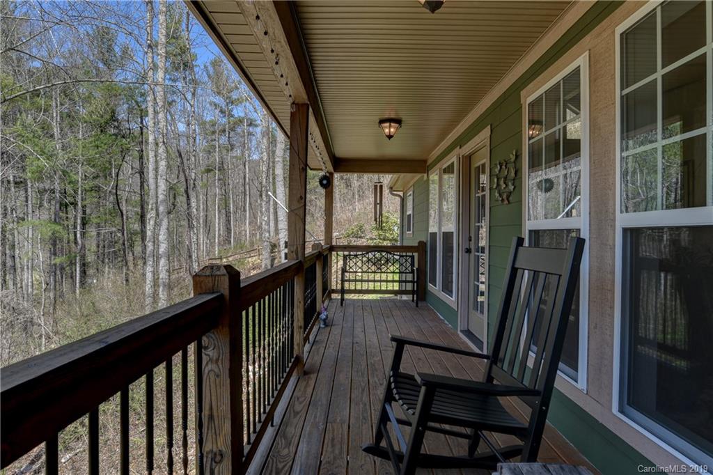 15 Happy Crow Lane Asheville NC 28805