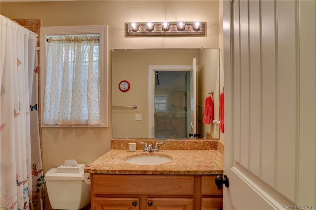 15 Happy Crow Lane Asheville NC 28805
