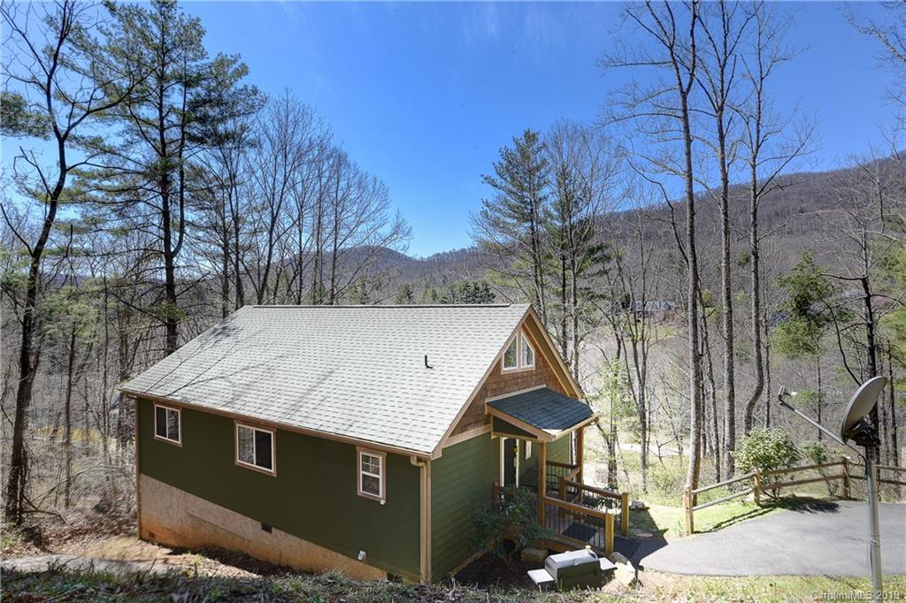 15 Happy Crow Lane Asheville NC 28805