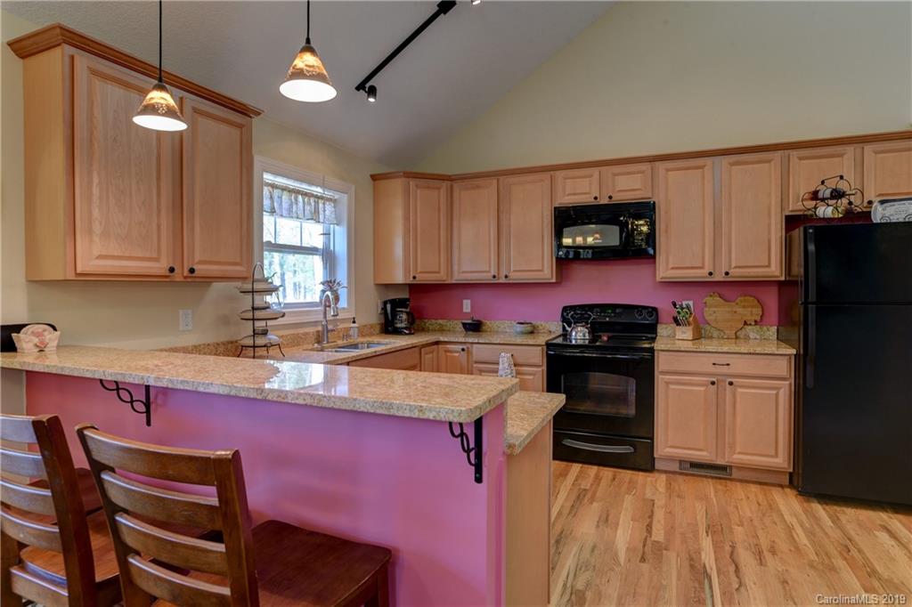 15 Happy Crow Lane Asheville NC 28805