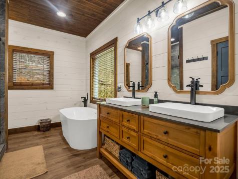 107 Twisted Birch Drive Hendersonville NC 28792