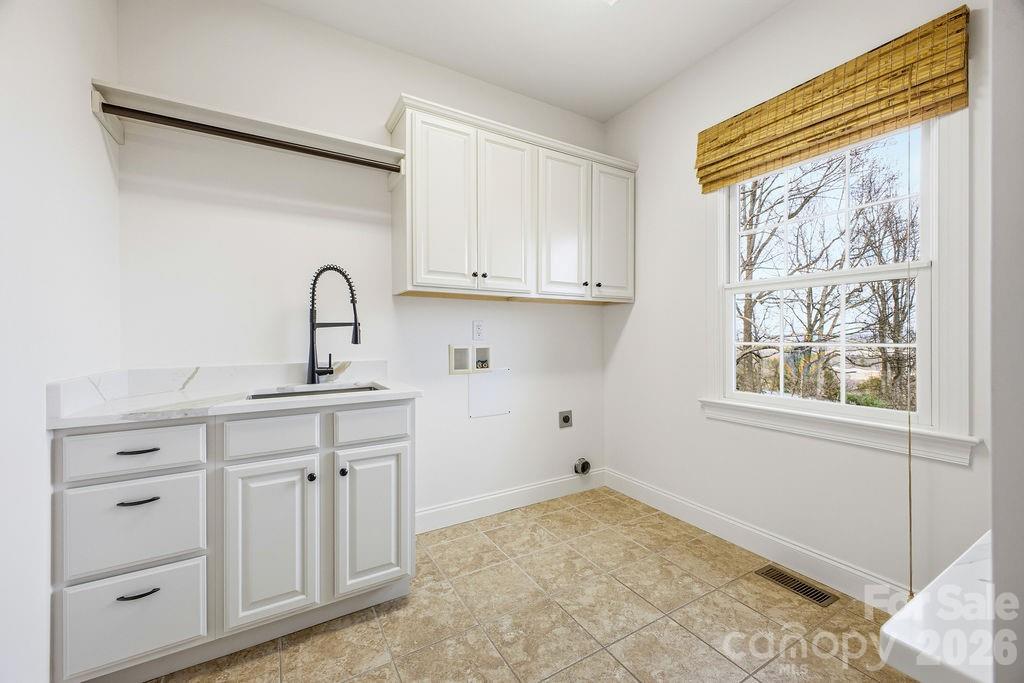 38 Sweetwater Oaks Drive Fletcher NC 28732