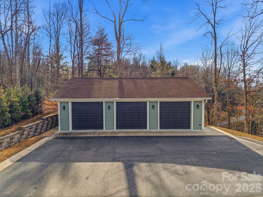38 Sweetwater Oaks Drive Fletcher NC 28732