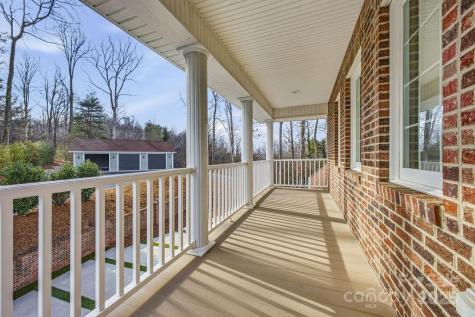 38 Sweetwater Oaks Drive Fletcher NC 28732