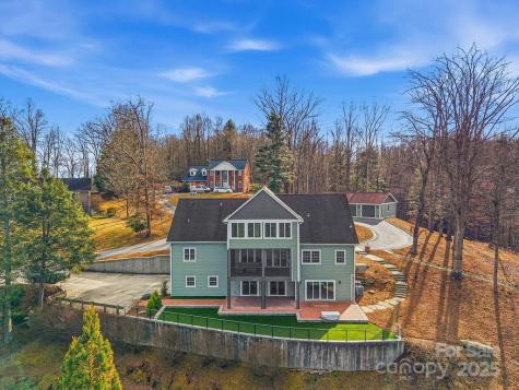 38 Sweetwater Oaks Drive Fletcher NC 28732