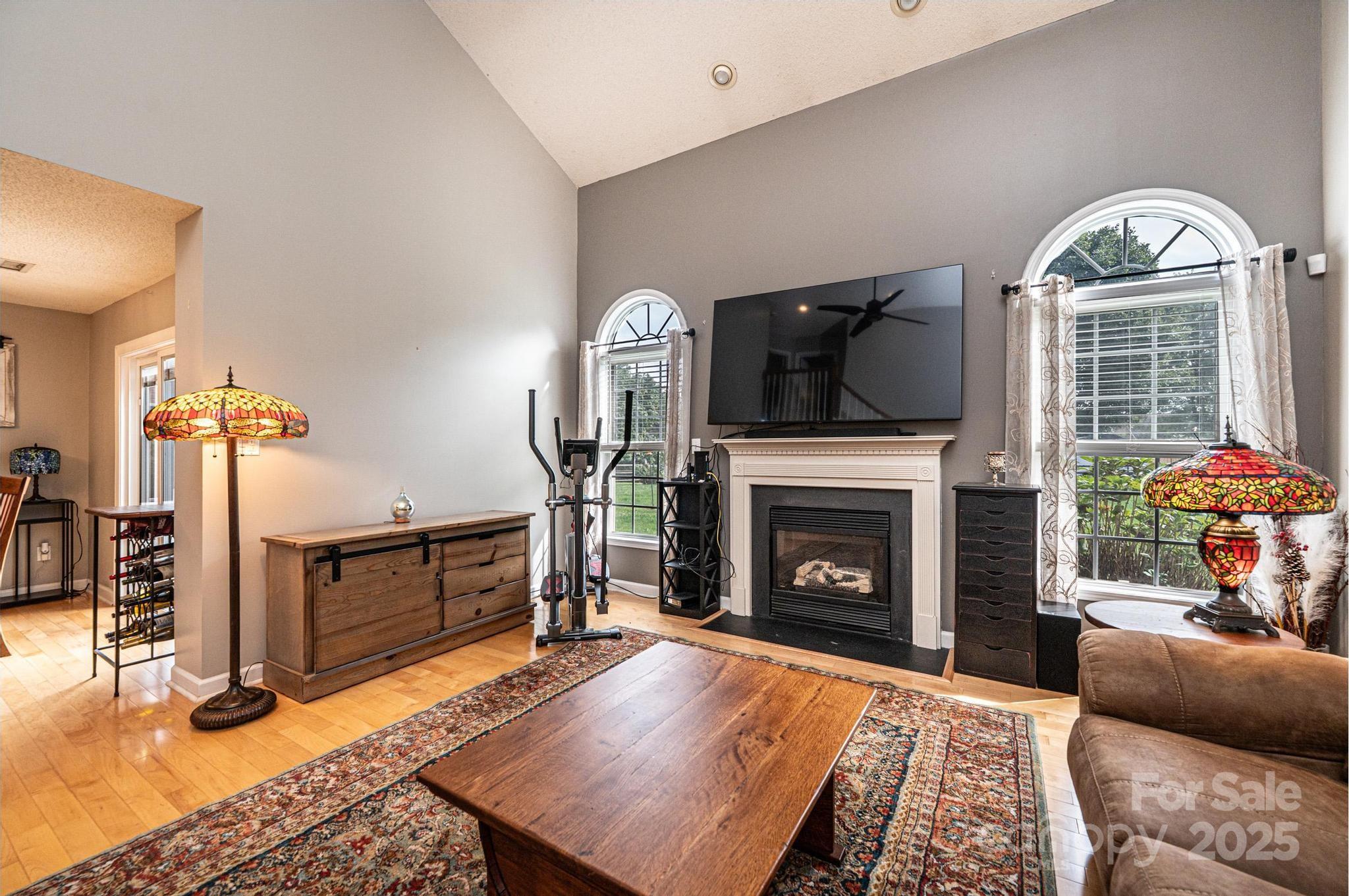 1472 Sweetbriar Lane Hickory NC 28602