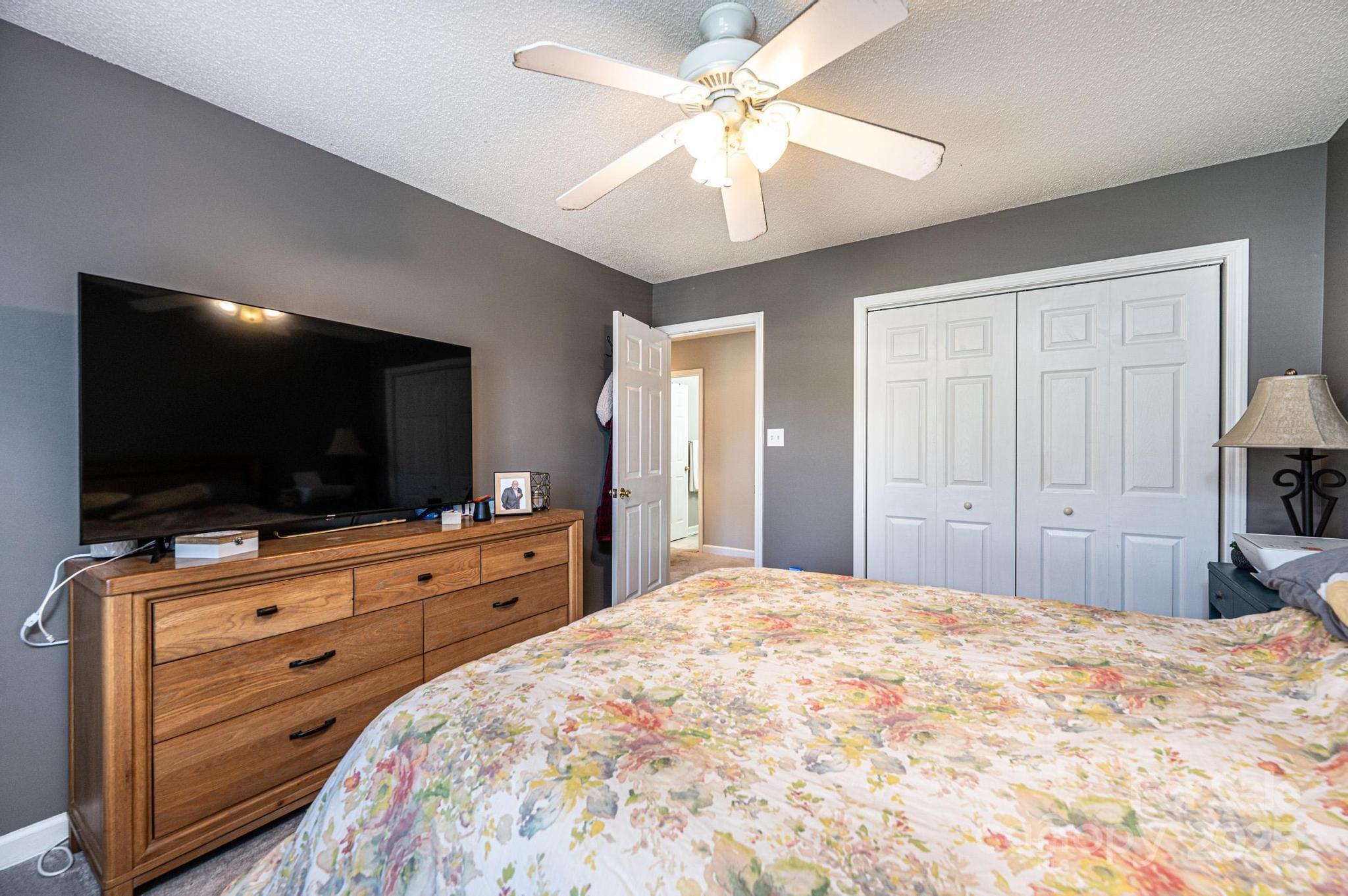 1472 Sweetbriar Lane Hickory NC 28602