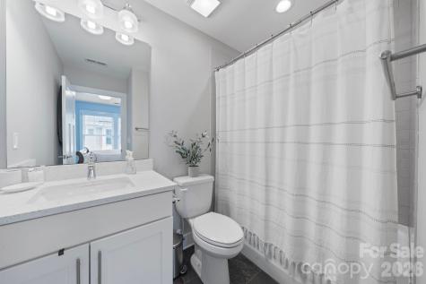 1214 Macomb Place Charlotte NC 28208