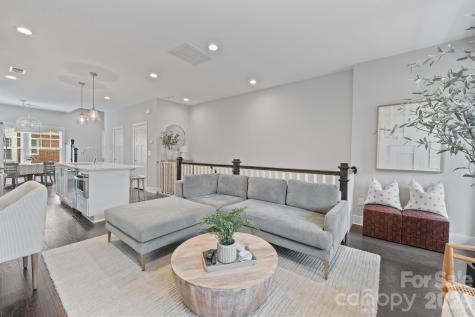1214 Macomb Place Charlotte NC 28208