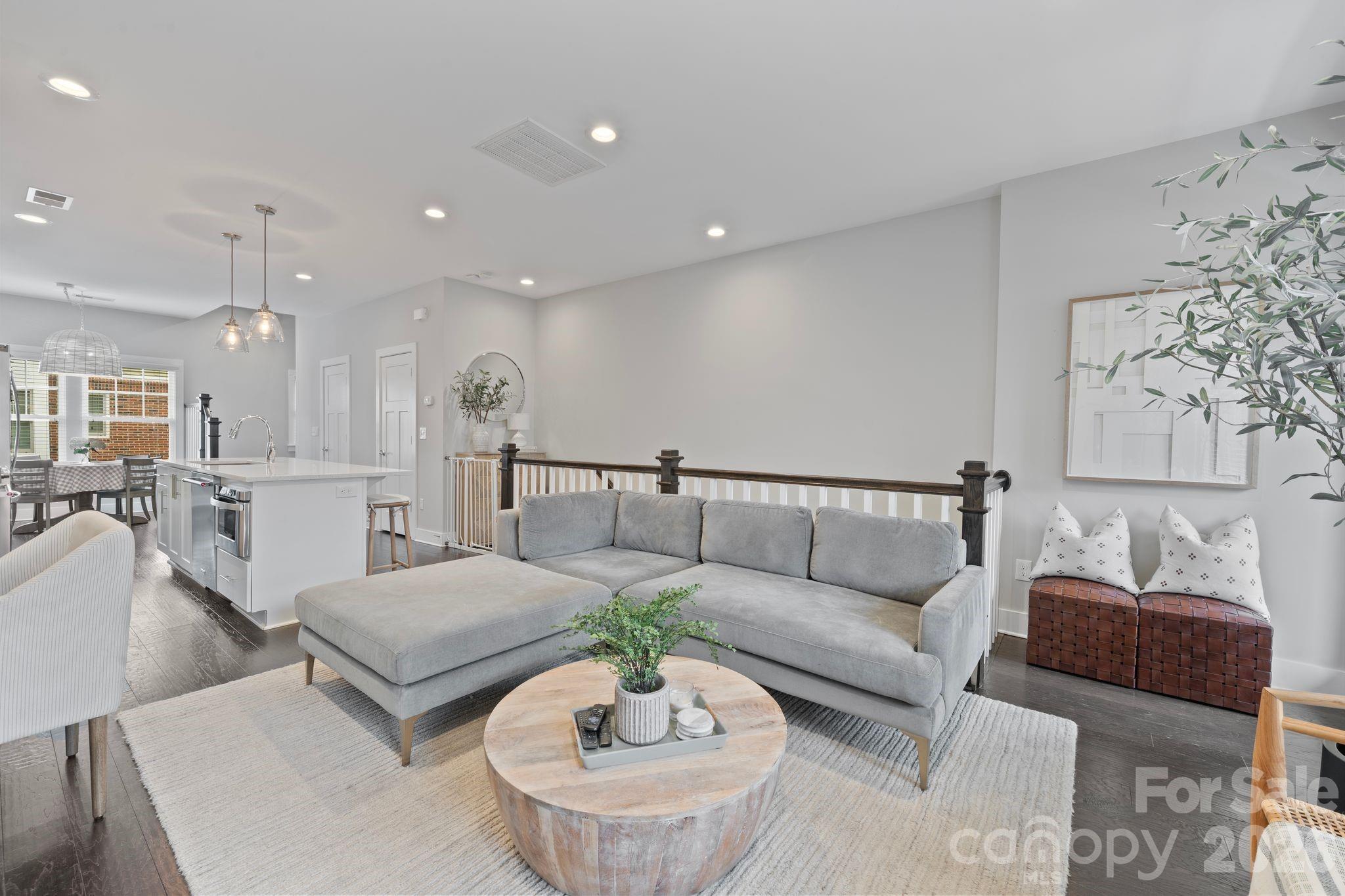 1214 Macomb Place Charlotte NC 28208
