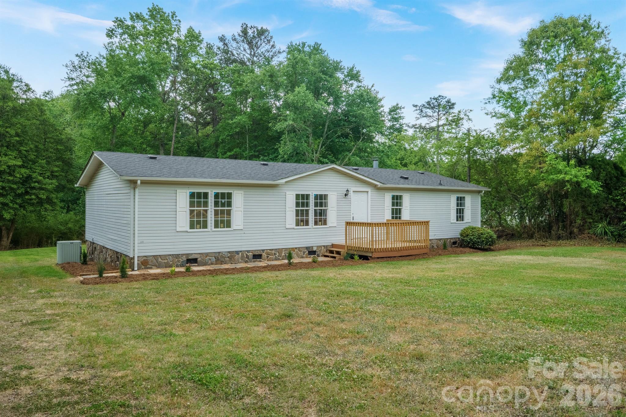 2780 Orangewood Lane Newton NC 28658