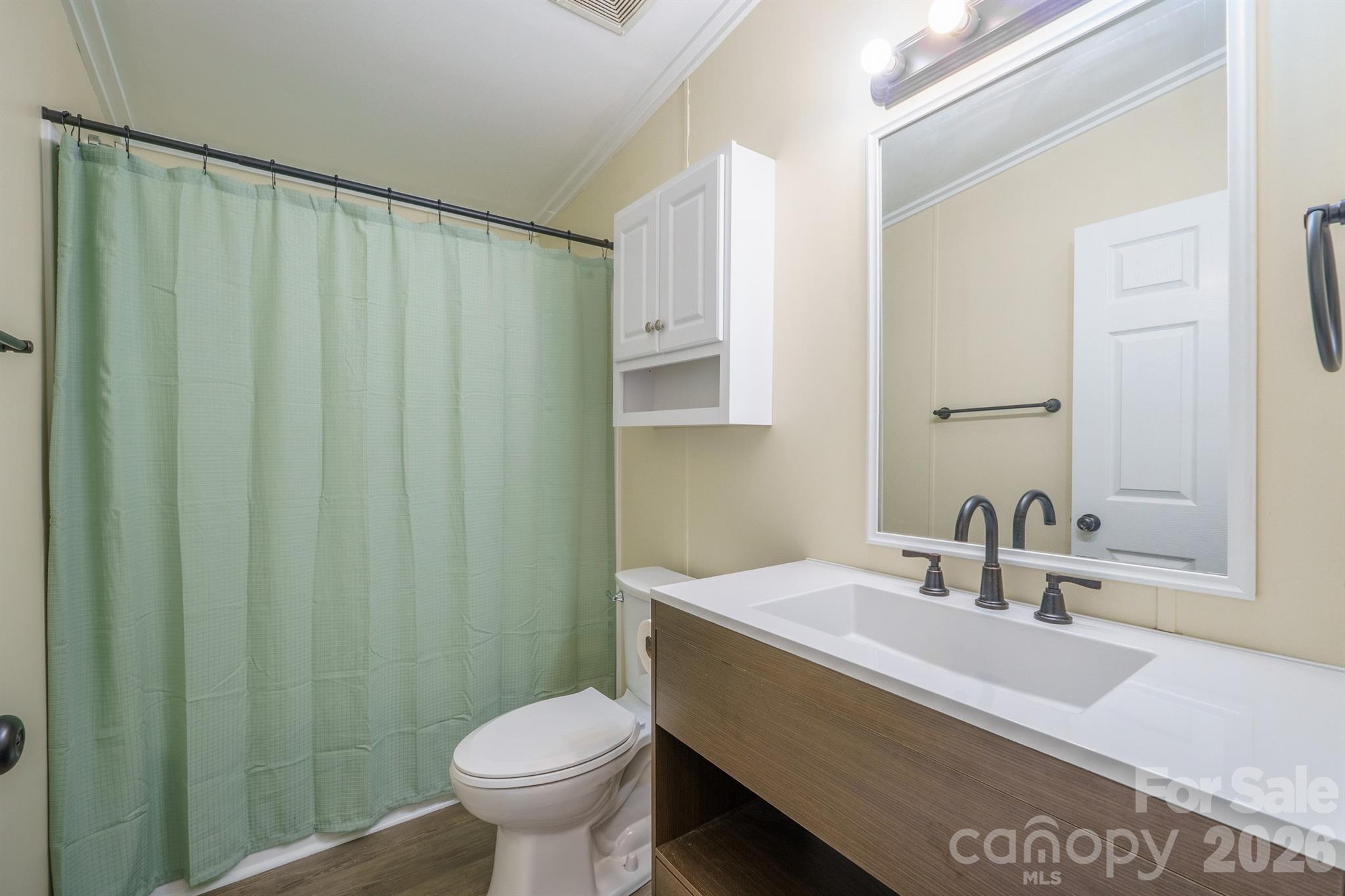2780 Orangewood Lane Newton NC 28658
