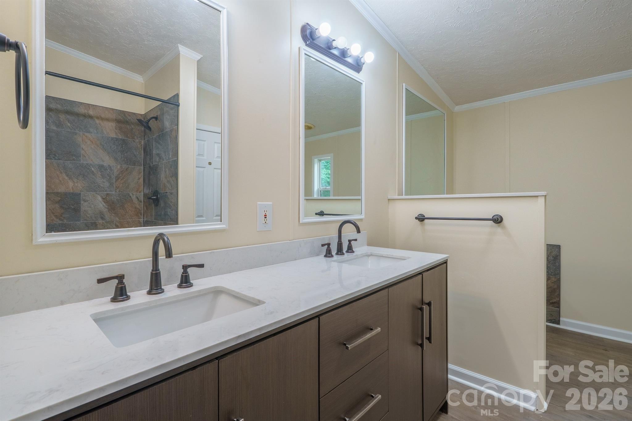 2780 Orangewood Lane Newton NC 28658