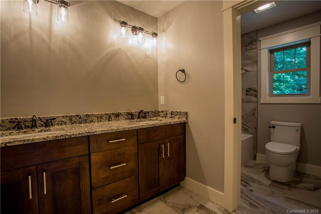 8 Wilks Street Asheville NC 28804