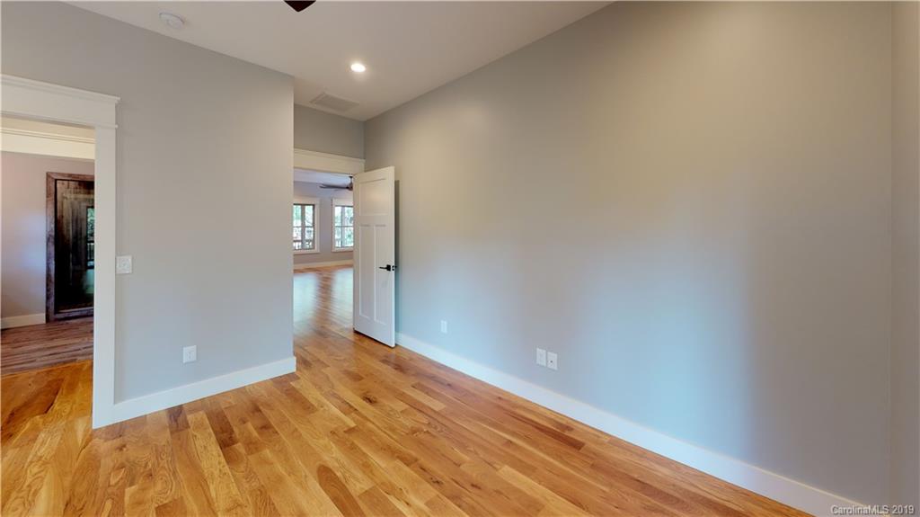 8 Wilks Street Asheville NC 28804