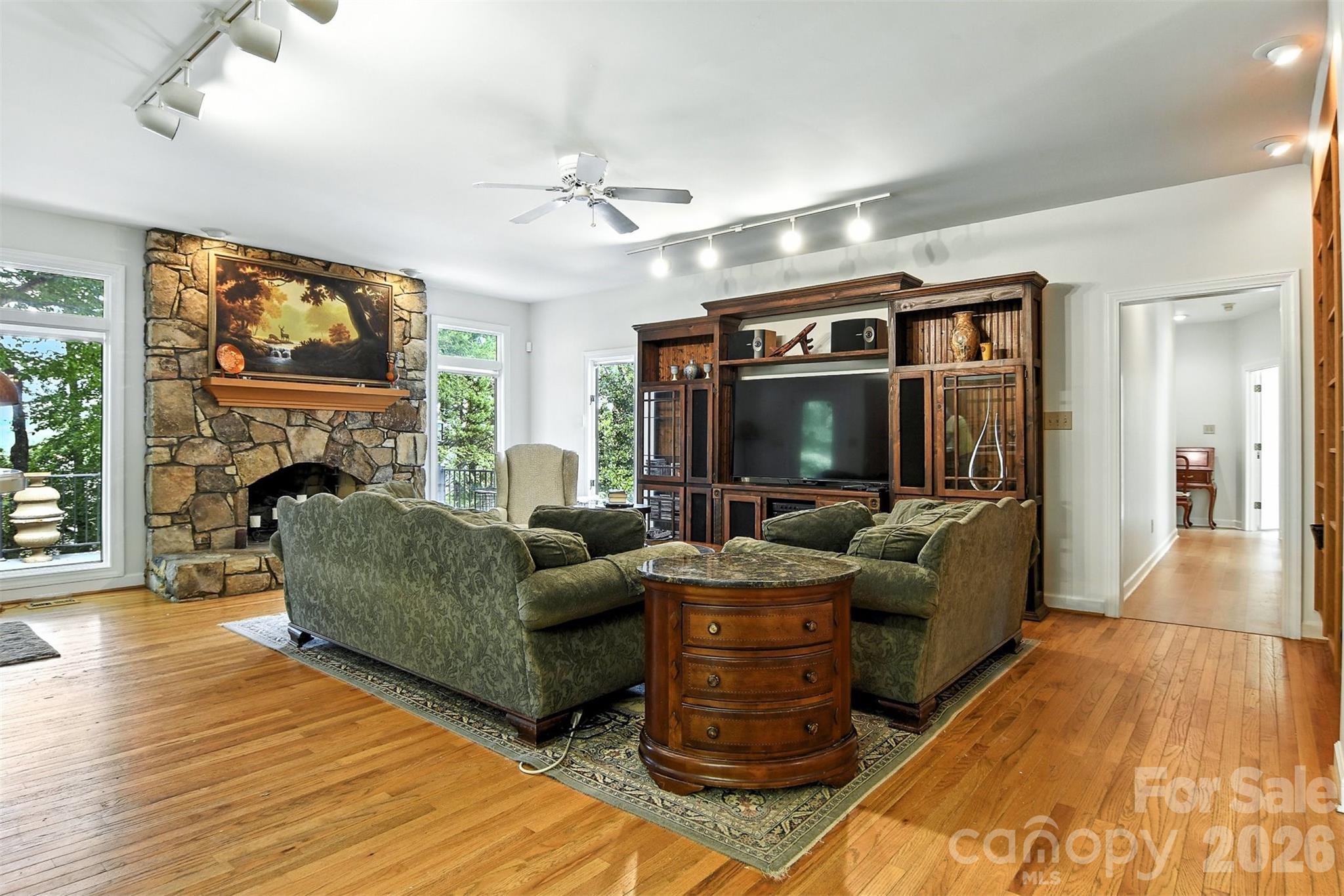 5042 Ridgeland Drive Hickory NC 28602