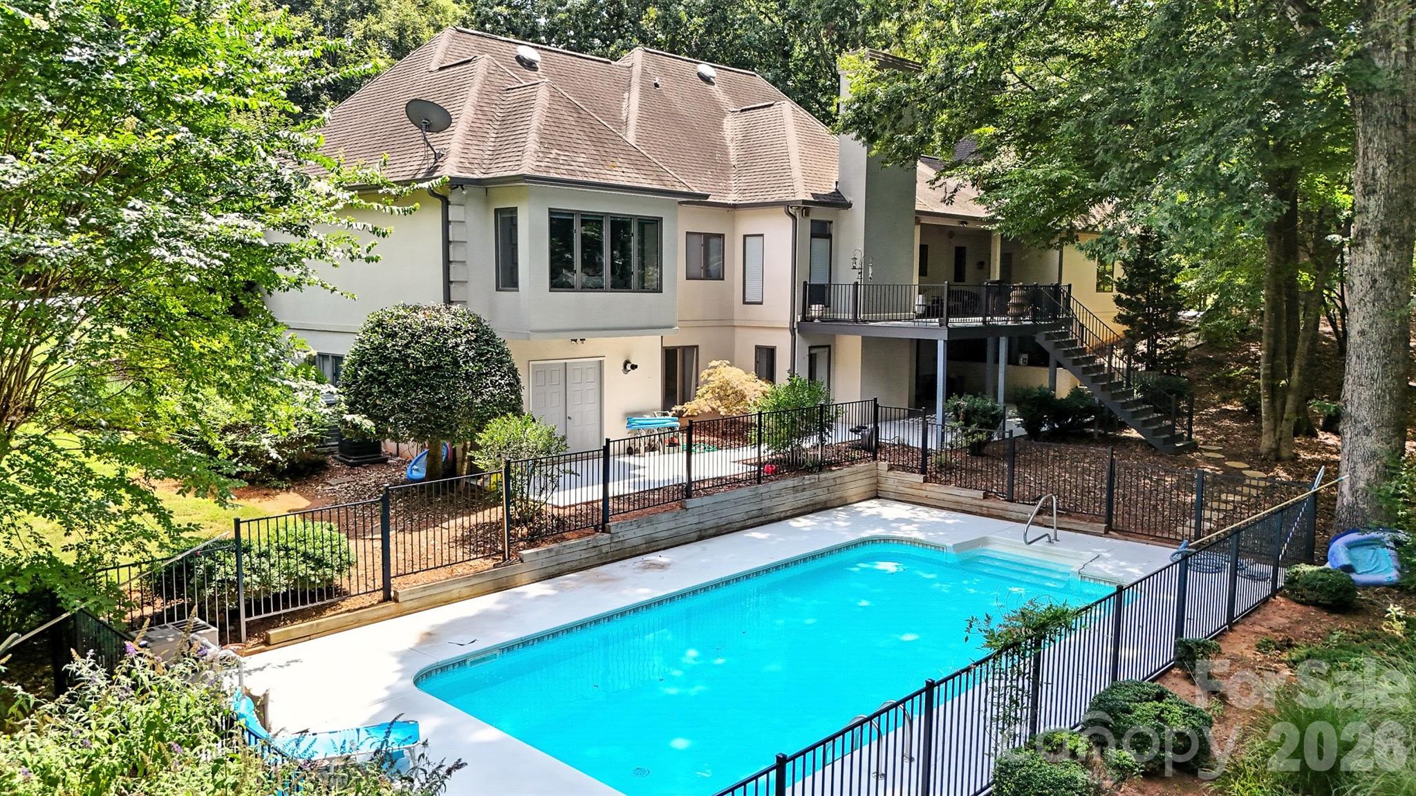 5042 Ridgeland Drive Hickory NC 28602