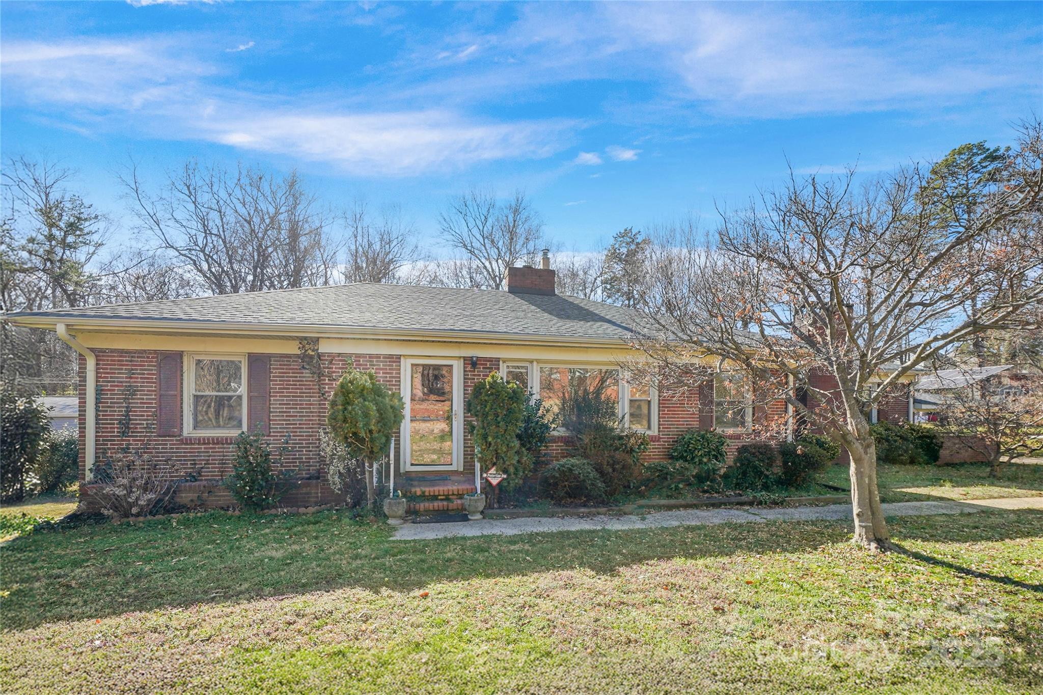 3901 Starmount Avenue Charlotte NC 28269