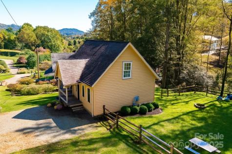 492 Poplar Hill Drive Boone NC 28607
