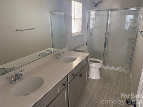 4112 Stoneygreen Lane Charlotte NC 28215