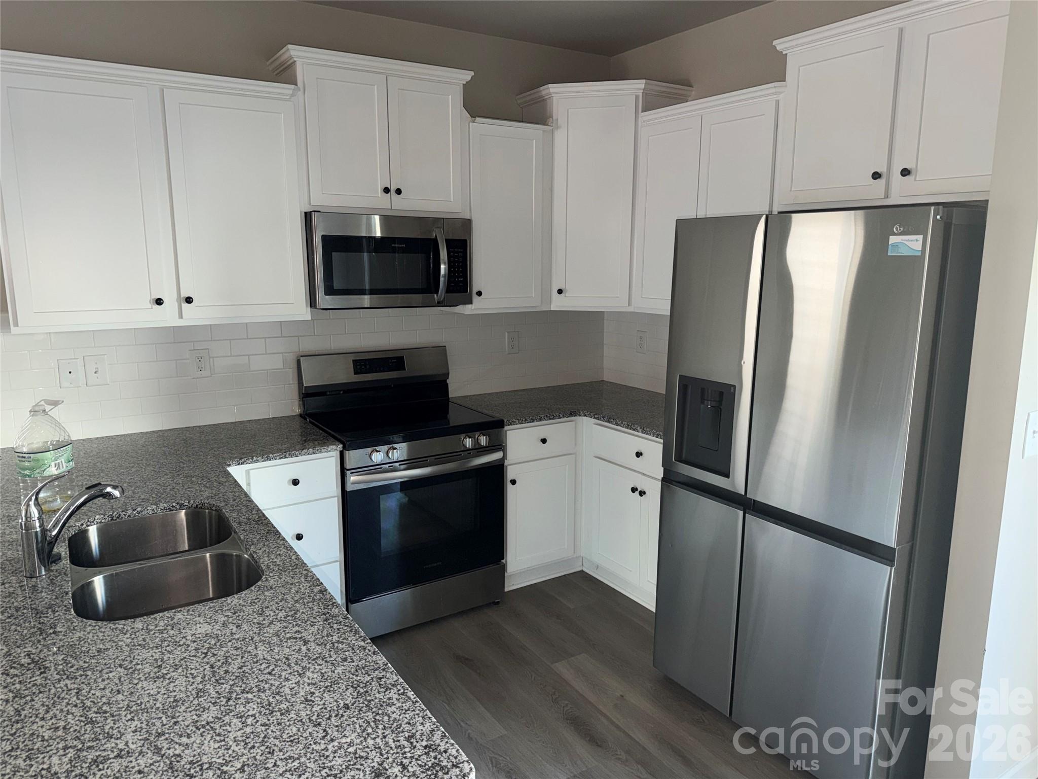 4112 Stoneygreen Lane Charlotte NC 28215