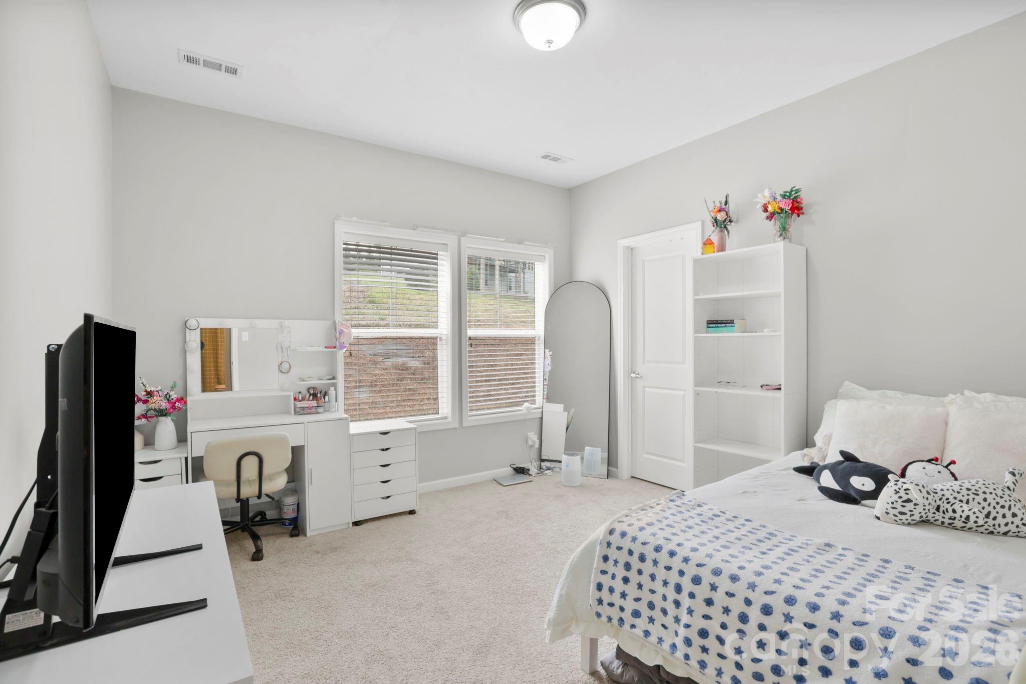 127 Cairens Ridge Drive Mills River NC 28759