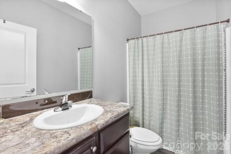 127 Cairens Ridge Drive Mills River NC 28759