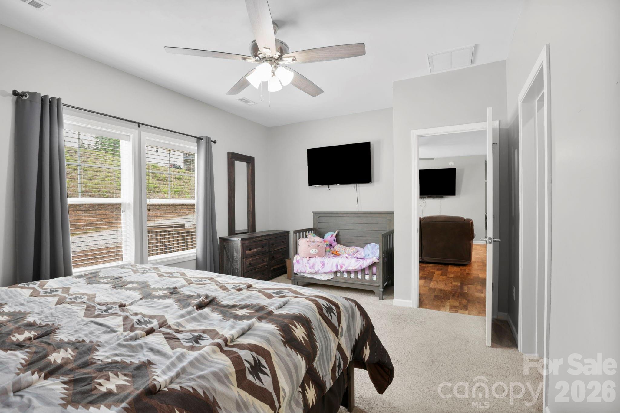 127 Cairens Ridge Drive Mills River NC 28759