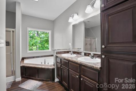 127 Cairens Ridge Drive Mills River NC 28759