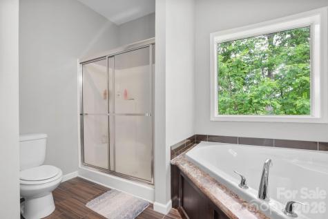 127 Cairens Ridge Drive Mills River NC 28759