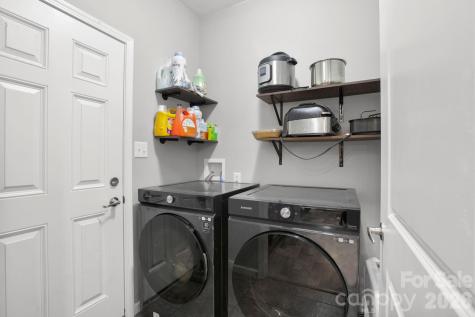 127 Cairens Ridge Drive Mills River NC 28759