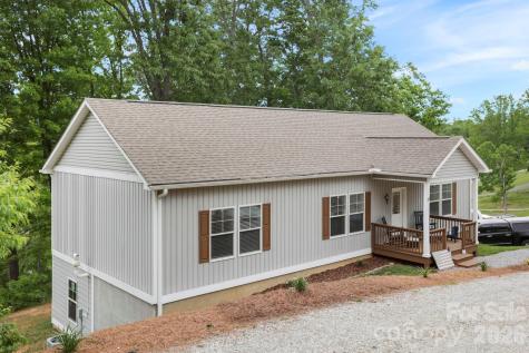 127 Cairens Ridge Drive Mills River NC 28759