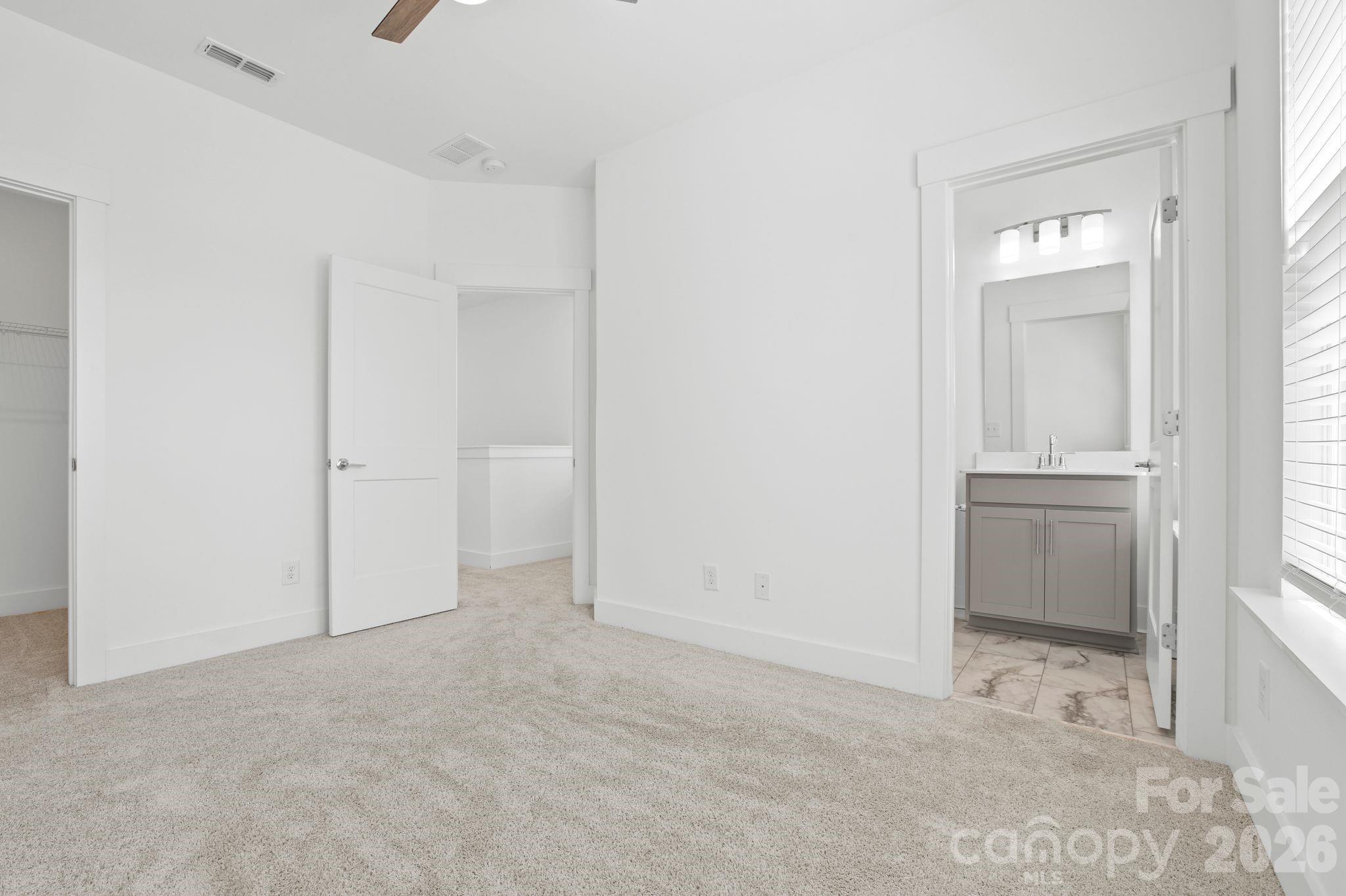 5005 Sovereignty Court Charlotte NC 28205