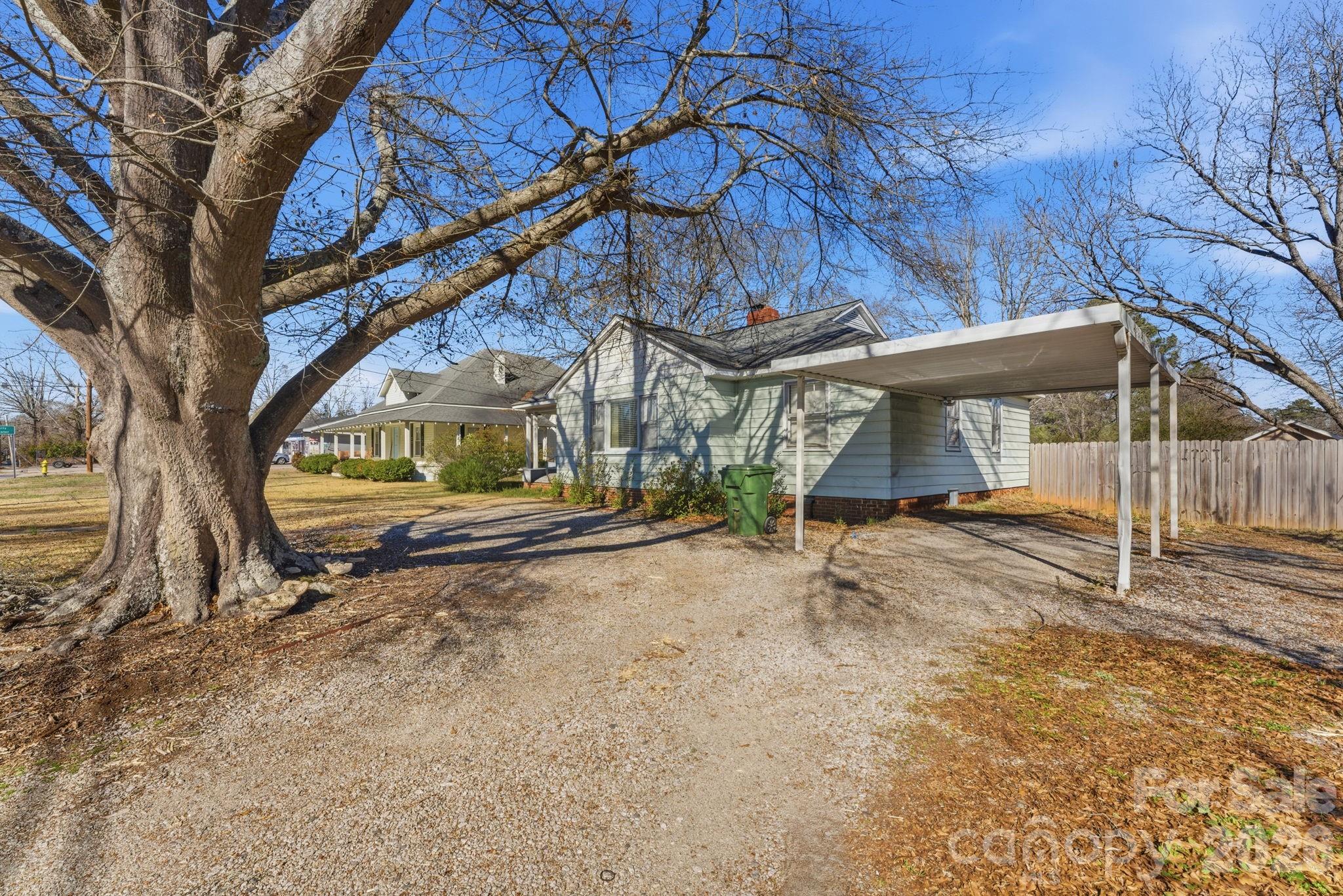 802 Chesterfield Avenue Lancaster SC 29720