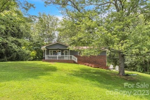 3742 Landrum Road Columbus NC 28722