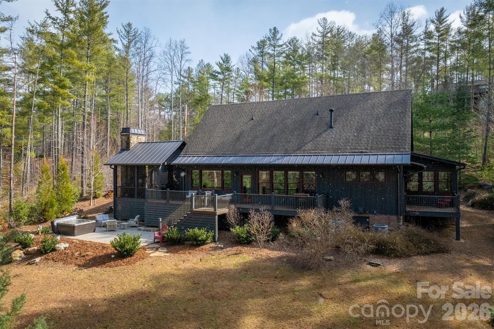 3201 Donahue Drive Nebo NC 28761