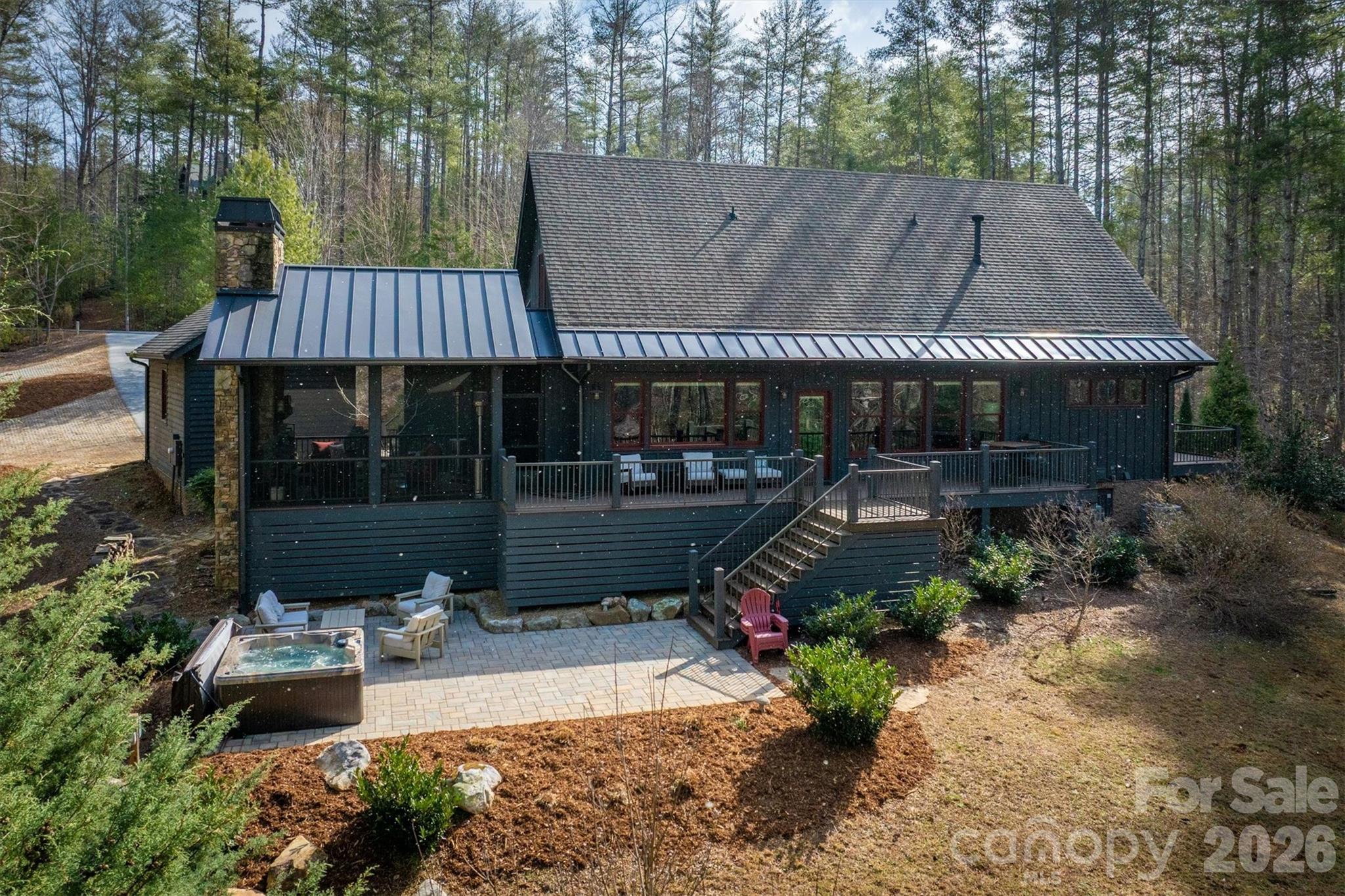 3201 Donahue Drive Nebo NC 28761