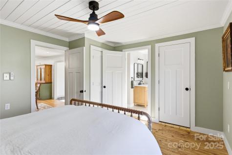 39 W Haven Drive Arden NC 28704