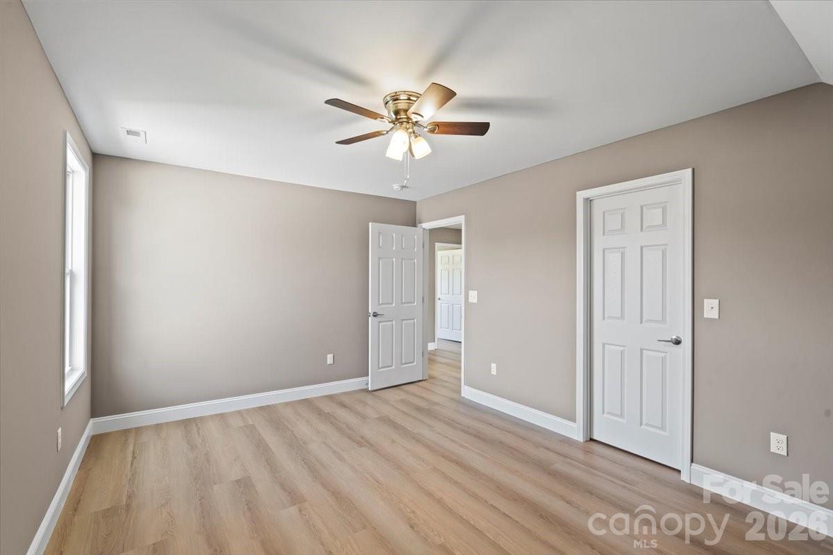 1033 12th Avenue Drive NW Hickory NC 28601