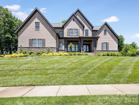 1115 Shelton Oaks Court Matthews NC 28105