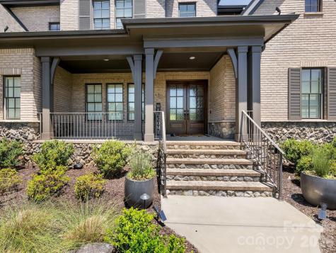 1115 Shelton Oaks Court Matthews NC 28105